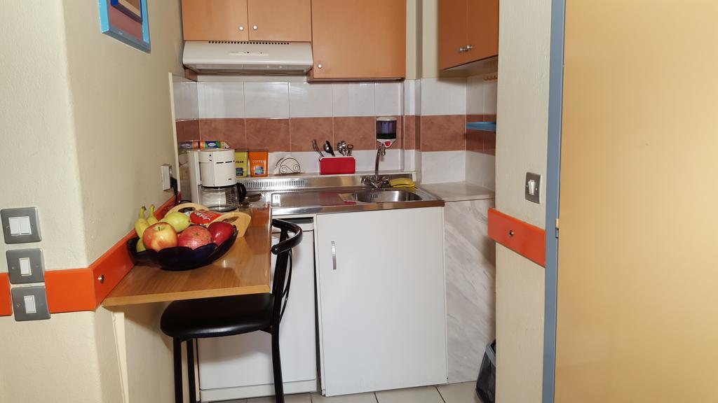 Stella Family Apartments Sindos Bilik gambar
