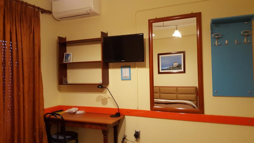 Stella Family Apartments Sindos Bilik gambar